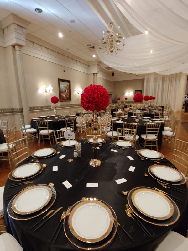 Red Hydrangea Centerpieces