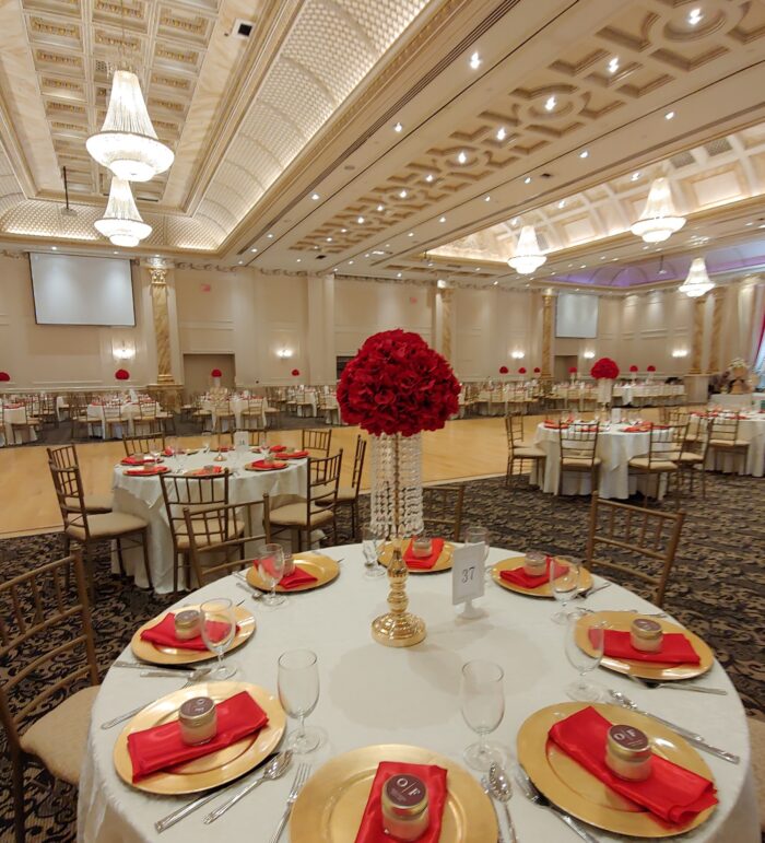 Crystal Garlands Gold Centerpieces with Silk Florals