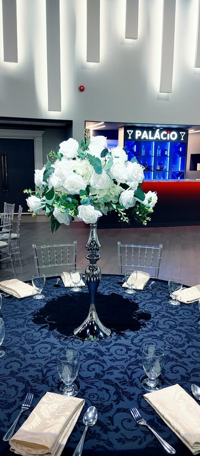wedding flower centerpieces and stand rentals